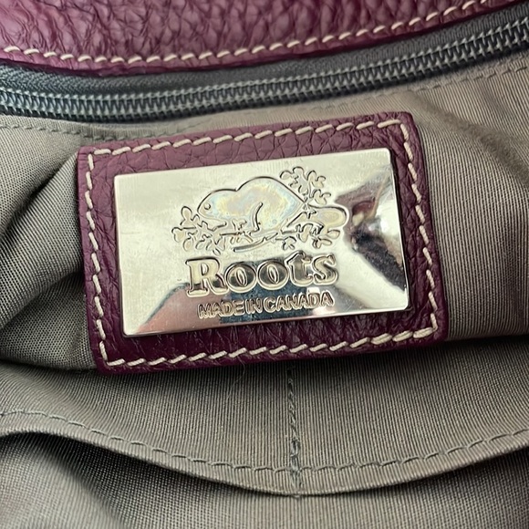 Roots Stella Flat Tribe Leather Crossbody Bag - Picture 12 of 16